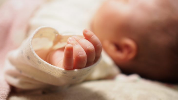 産後の体をいたわる：後陣痛と子宮の回復、悪露について知っておこう！