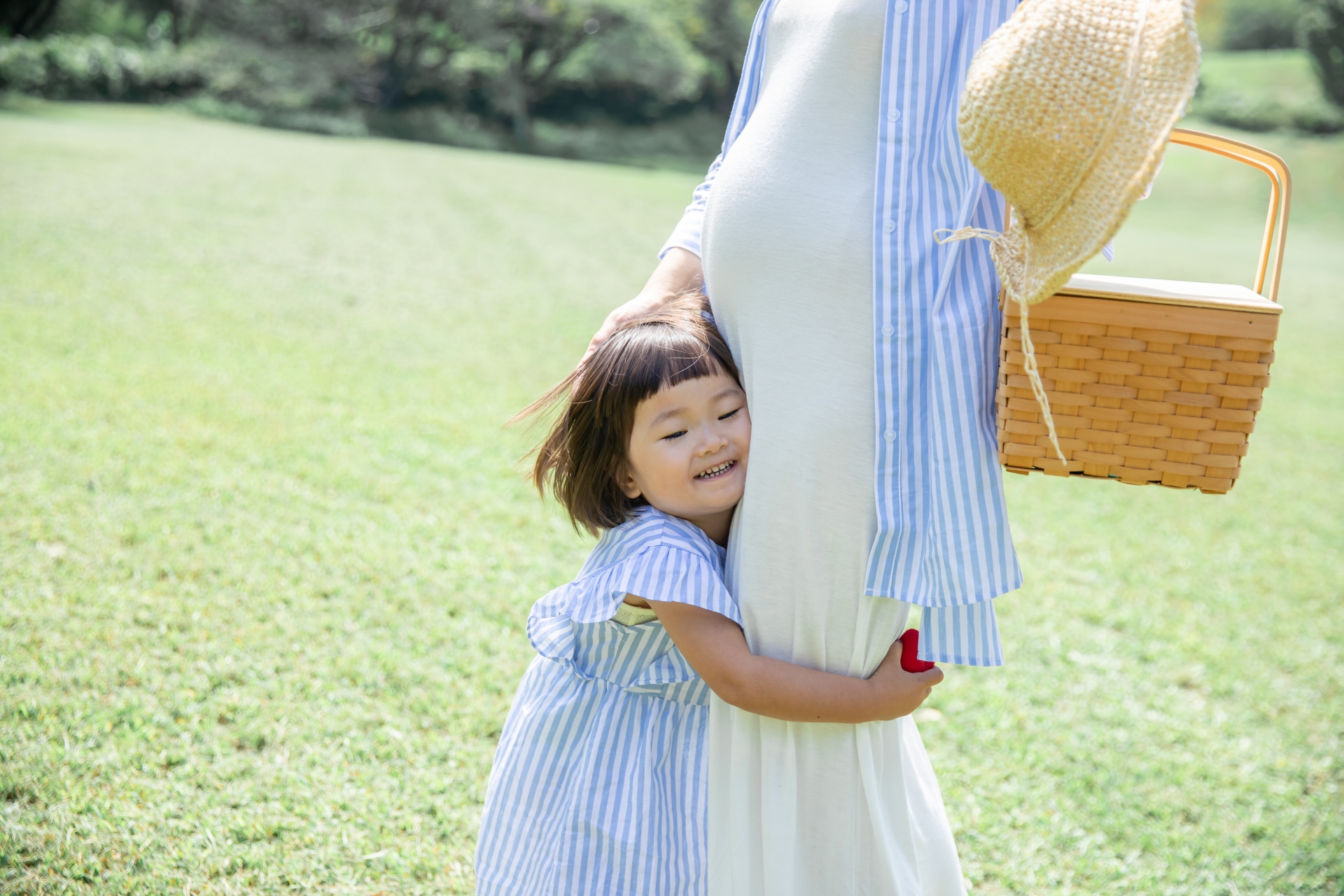 妊娠線や正中線について知ろう：お腹の変化とその理由
