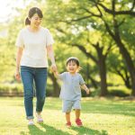 2歳児の外遊びガイド 公園や保育園で楽しく安全に遊ぶ方法