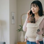 【初めての保活】保育園見学の電話マナーと服装を徹底解説！持ち物や質問リストもわかる完全ガイド