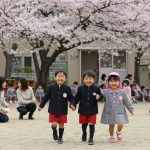 卒園児への心温まるメッセージとプレゼントのアイデア