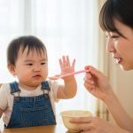 【1歳児向け】手づかみ食べしない原因は？先輩ママが教える簡単メニューと汚れ対策完全ガイド